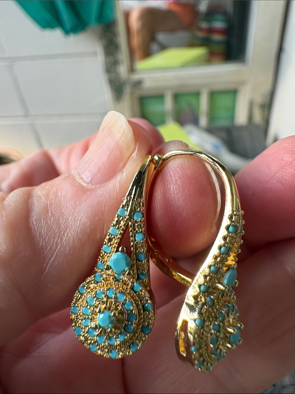 Gold Tone Turquoise Cluster Drop Earrings - Women Jewelry nwt
